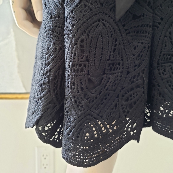 White House Black Label | Short Sleeve Crotchet Lace Dress with Cutout - Picture 8 of 16